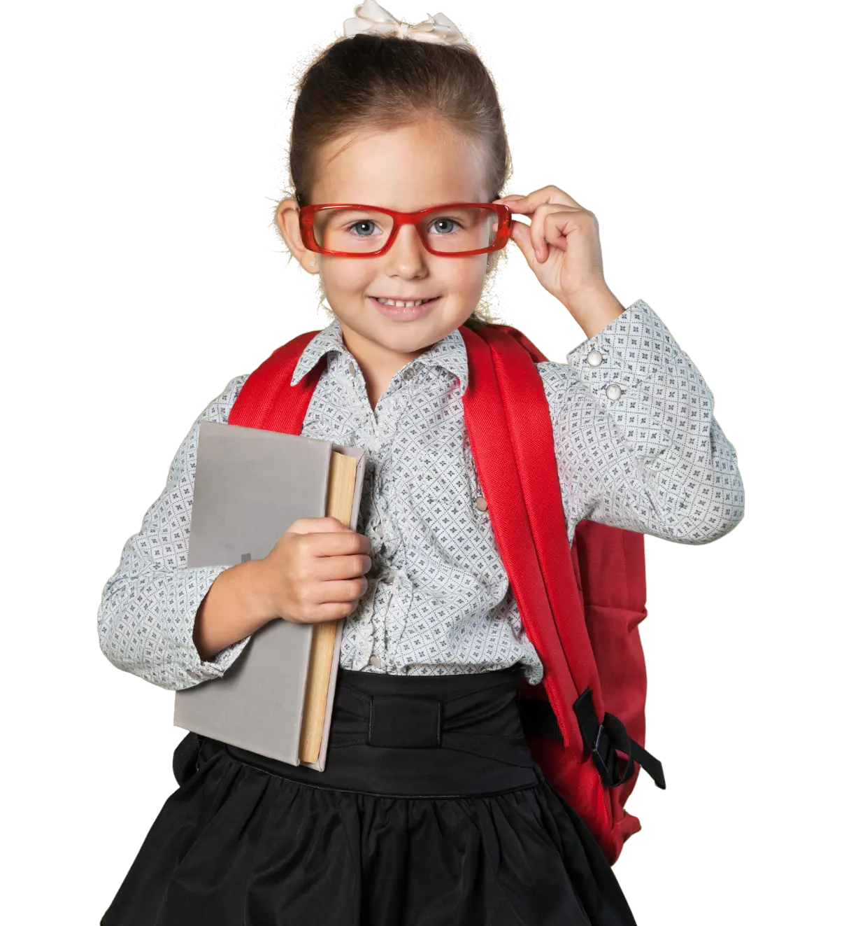 petite fille avec un cartable, des lunettes et tenant un cahier